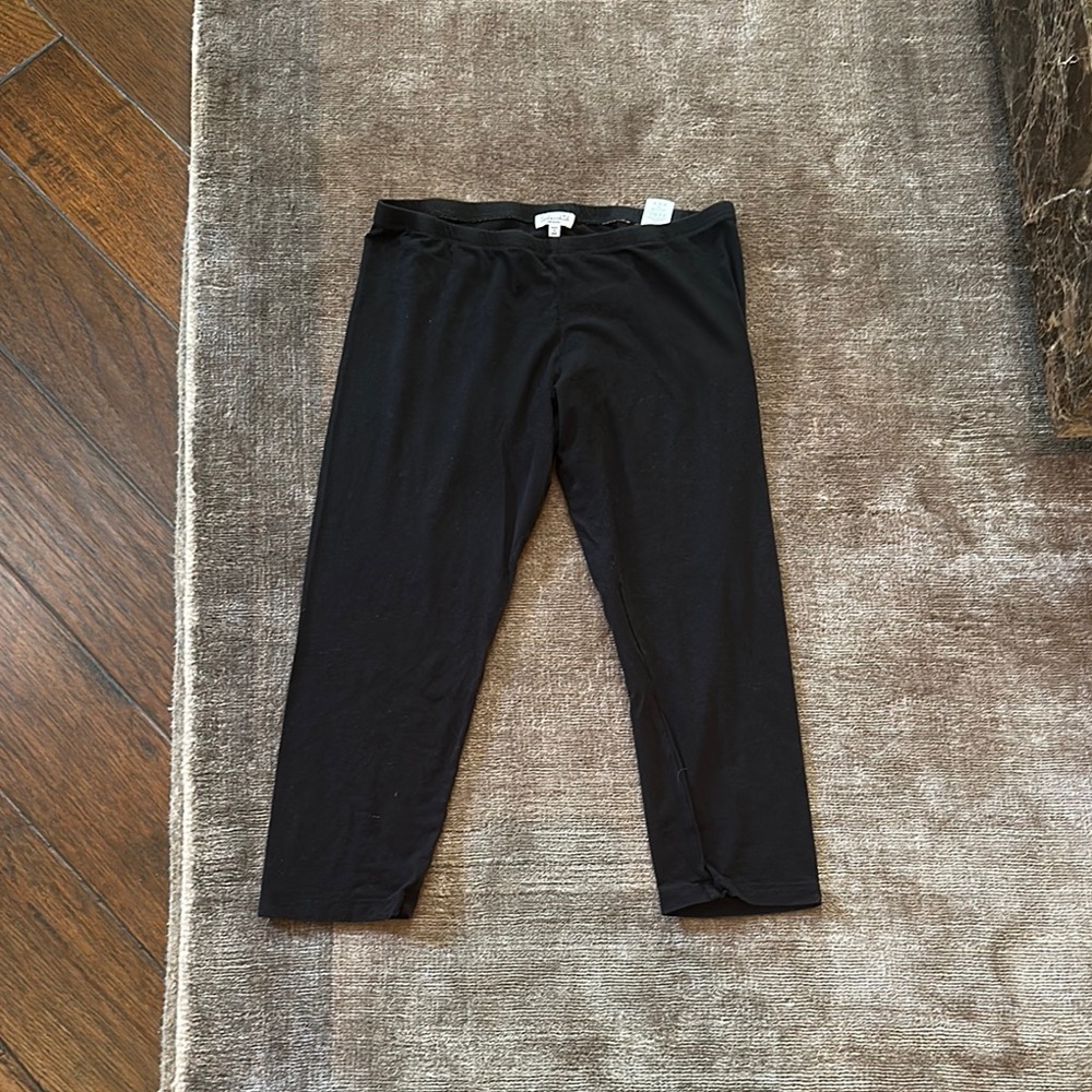 Splendid Capri Leggings Size Medium
